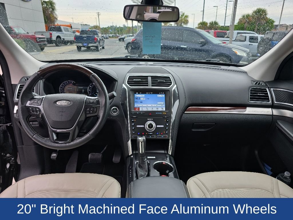 Used 2019 Ford Explorer Platinum AWD/4WD image 18