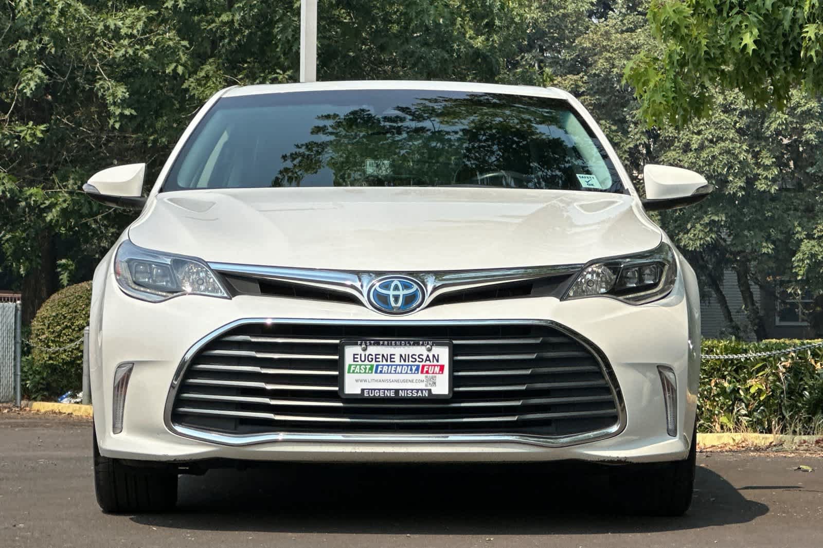 Used 2016 Toyota Avalon Limited w/ Protection Package FWD image 10