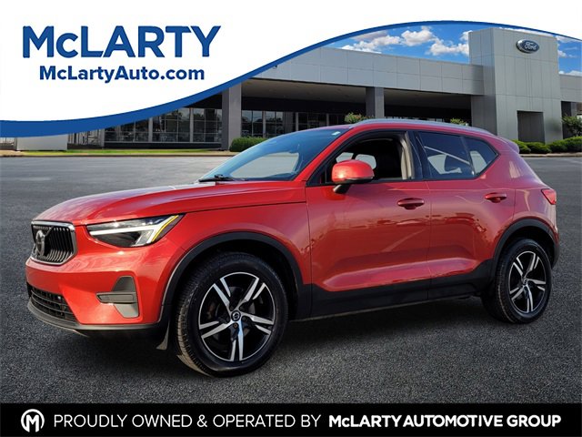 Used 2023 Volvo XC40 B5 Core