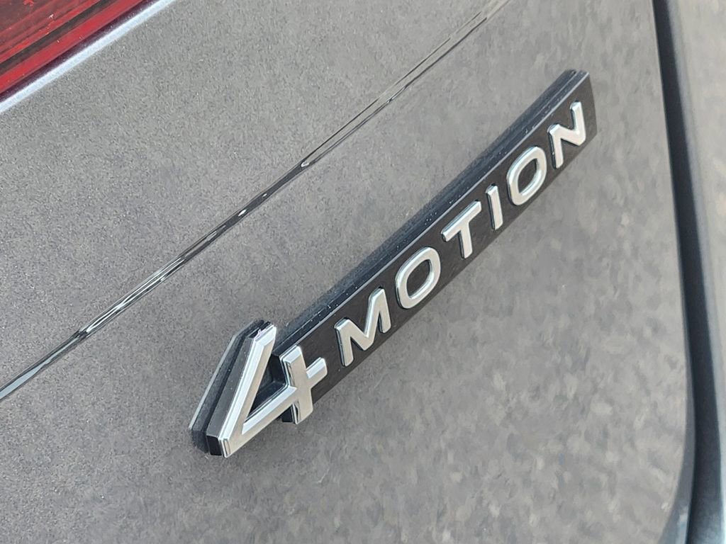 Used 2022 Volkswagen Tiguan S image 12