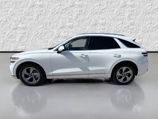 Used 2026 Genesis GV70 2.5T AWD/4WD image 6