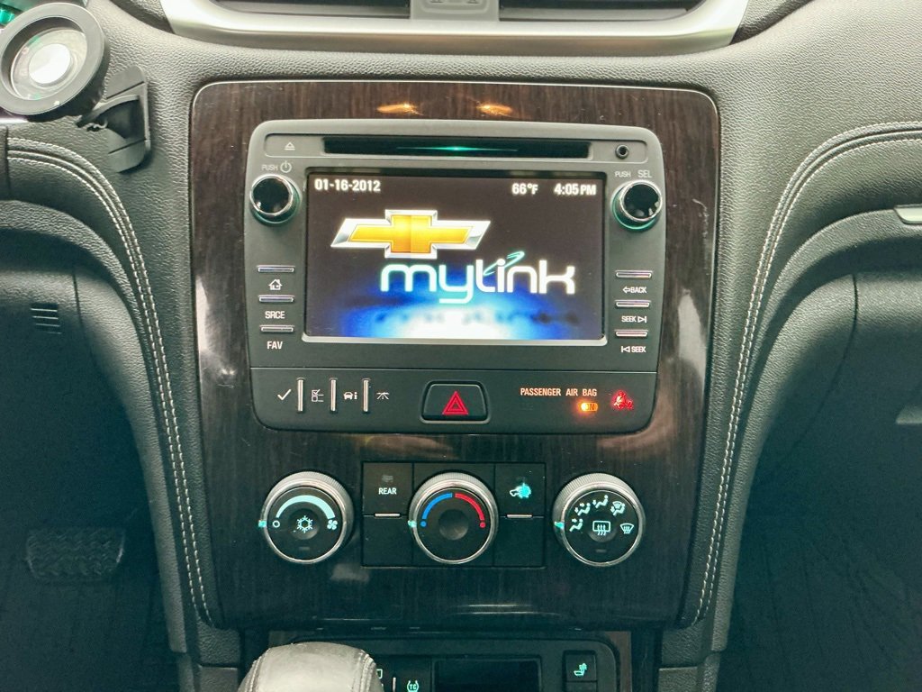 Used 2016 Chevrolet Traverse LT w/ Style and Technology Package image 34