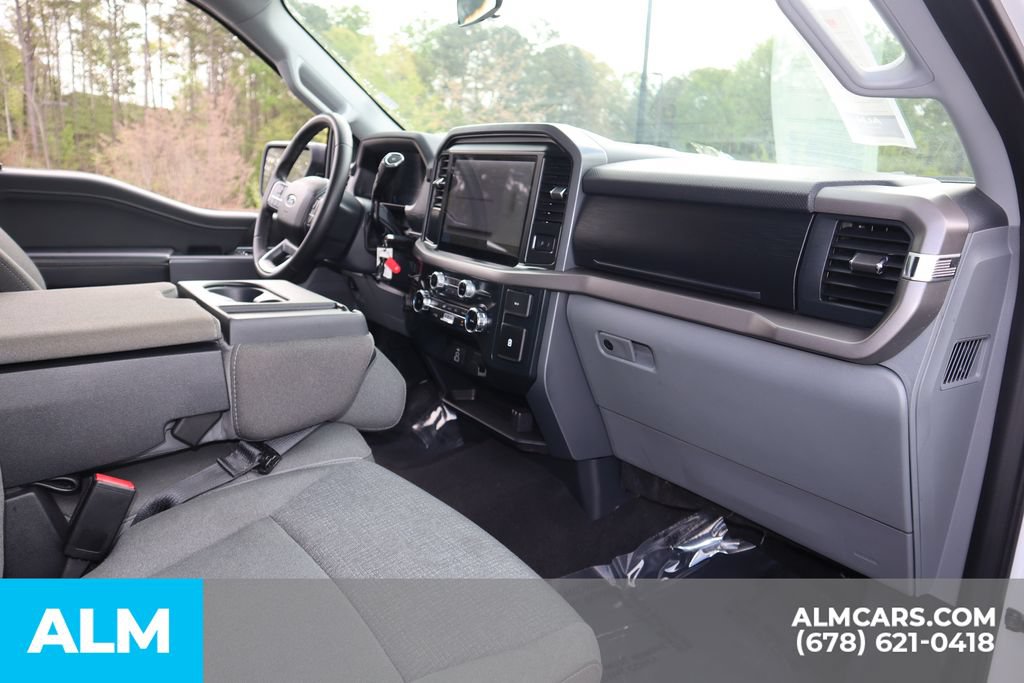 Used 2025 Ford F150 XLT w/ Equipment Group 301A Standard AWD/4WD image 27