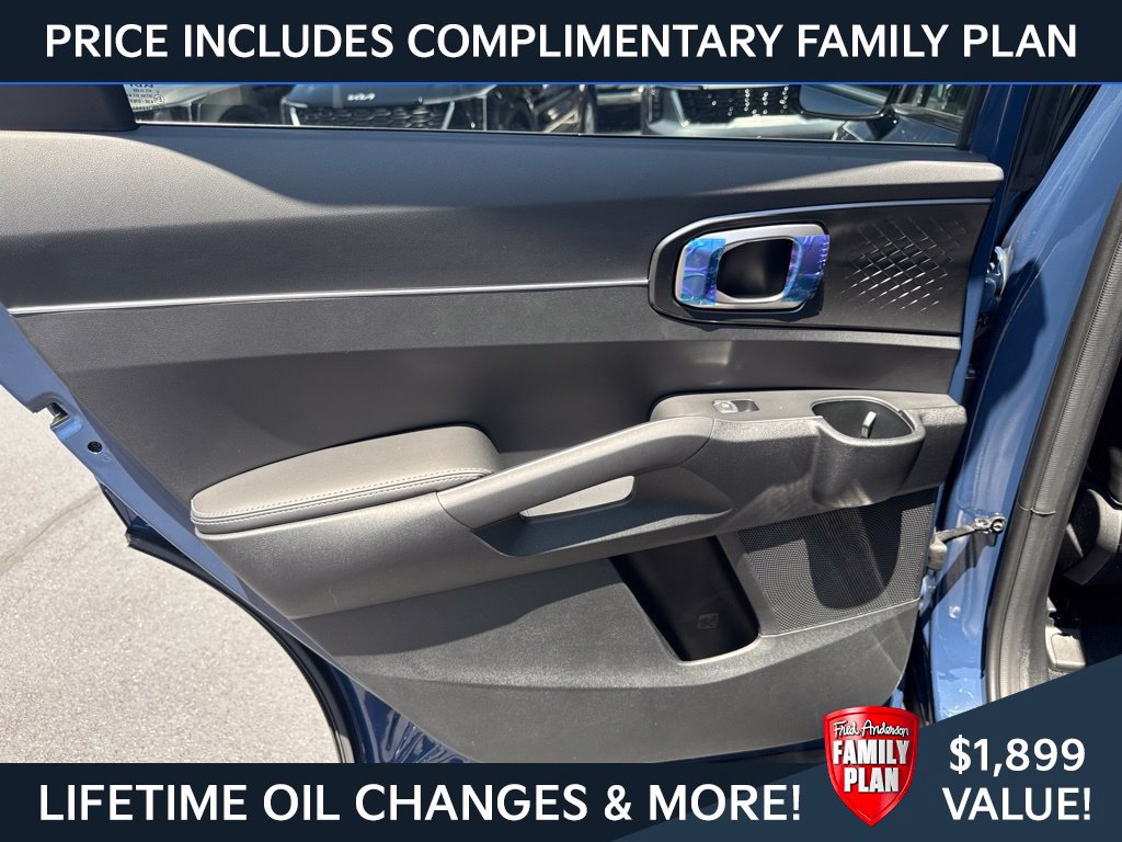 New 2026 Kia Sorento S w/ S Panoramic Sunroof Package FWD image 12