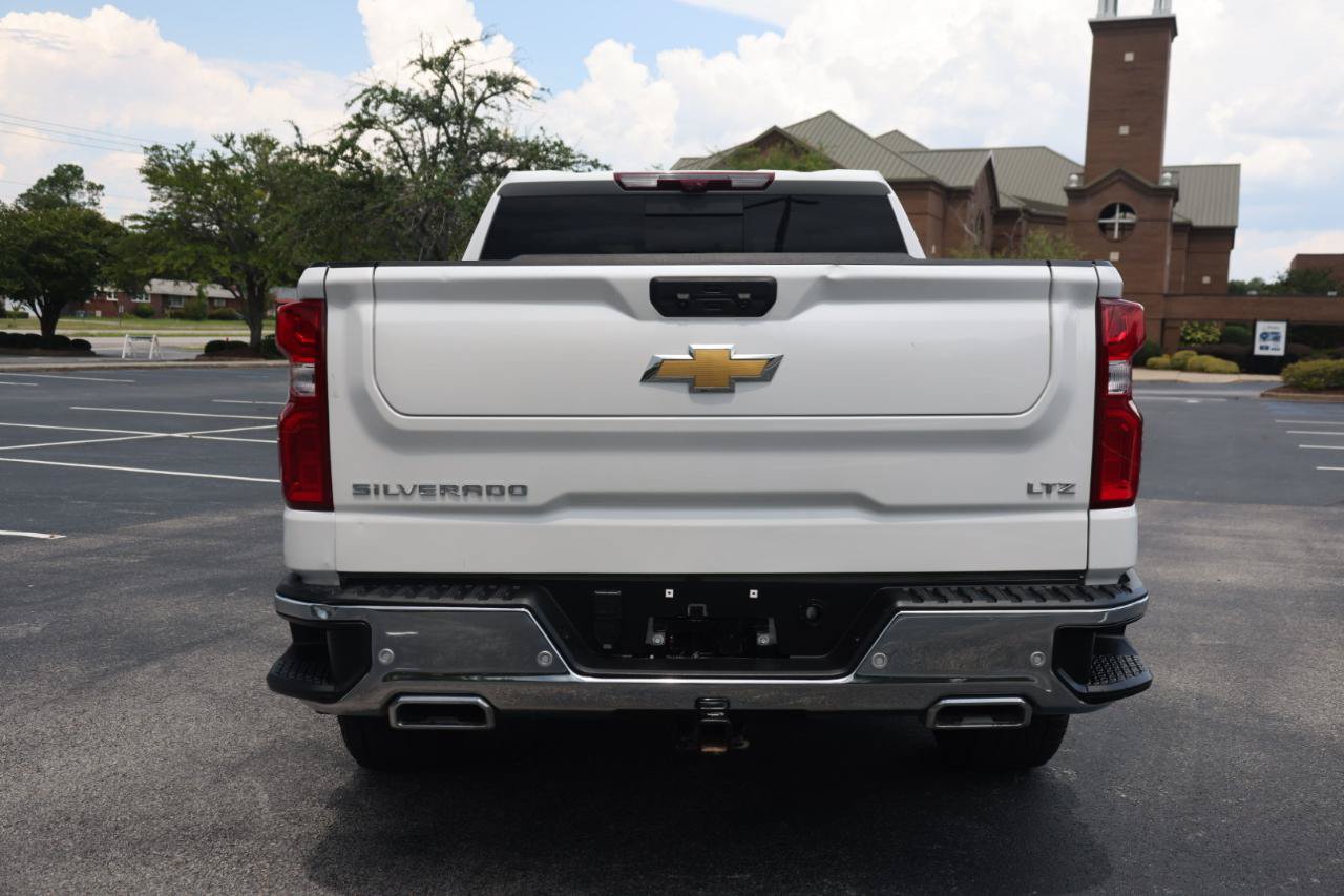Used 2024 Chevrolet Silverado 1500 LTZ w/ LTZ Premium Package AWD/4WD image 4