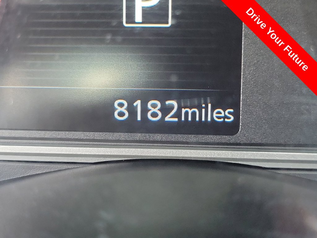 Used 2025 Nissan Versa SV w/ Trunk Package FWD image 8