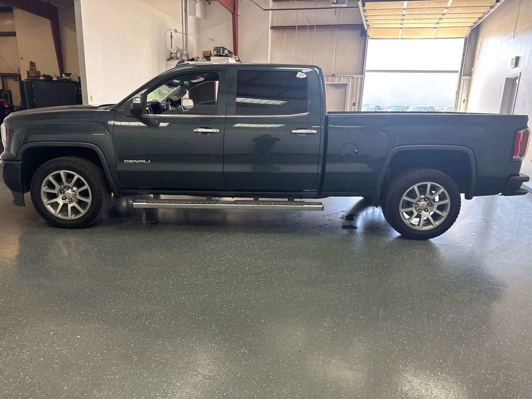 Used 2018 GMC Sierra 1500 Denali AWD/4WD image 6