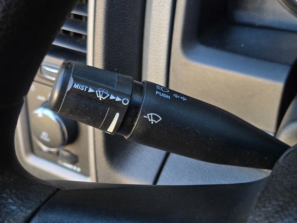 Used 2018 RAM 1500 Express image 24