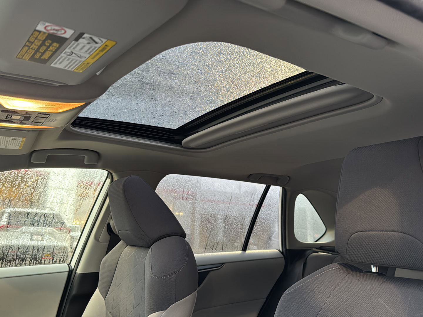 Used 2019 Toyota RAV4 XLE image 27