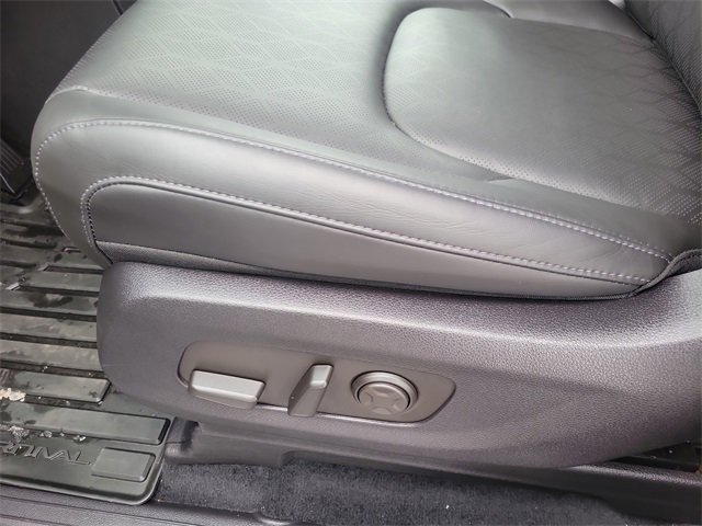 Certified 2025 Kia Carnival LXS image 9