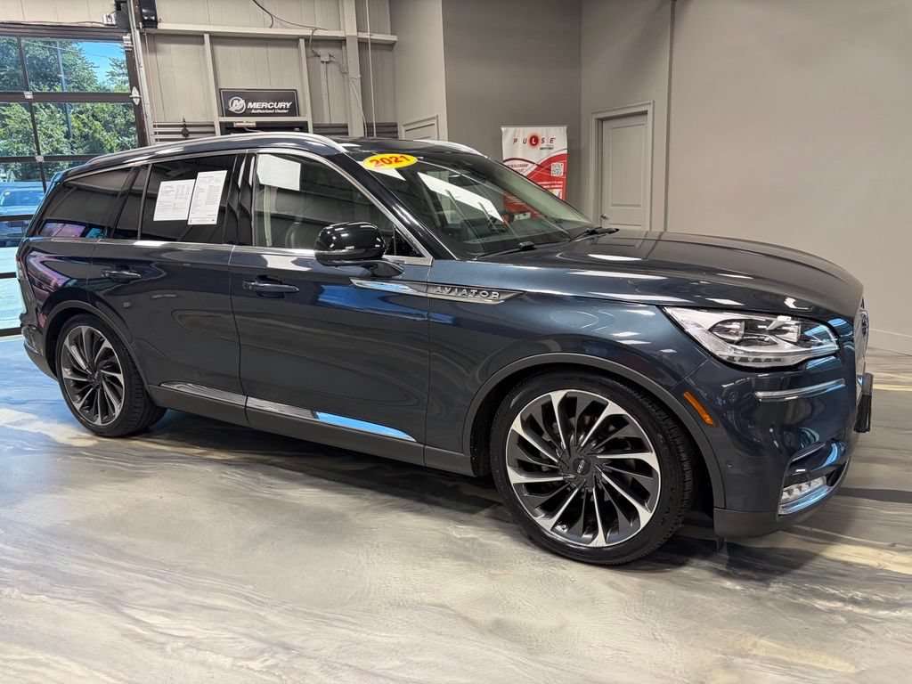 Used 2021 Lincoln Aviator Reserve w/ Equipment Group 202A AWD/4WD image 36