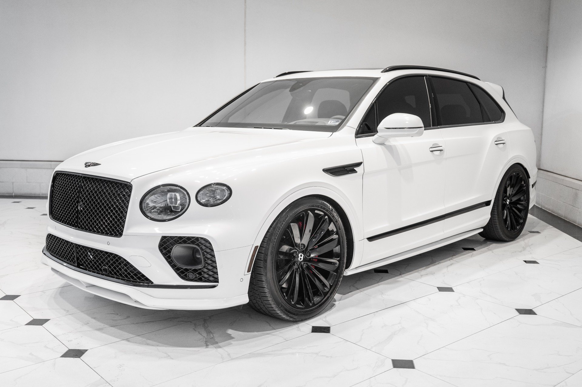 Used 2021 Bentley Bentayga Speed AWD/4WD image 47