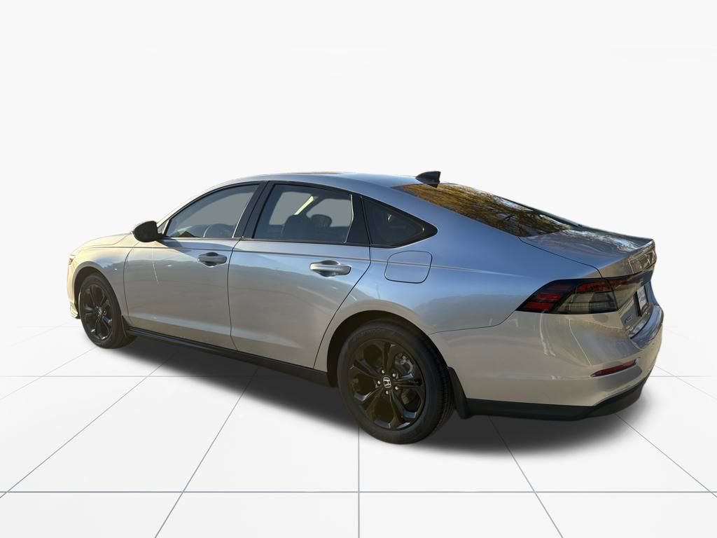 New 2025 Honda Accord SE image 6