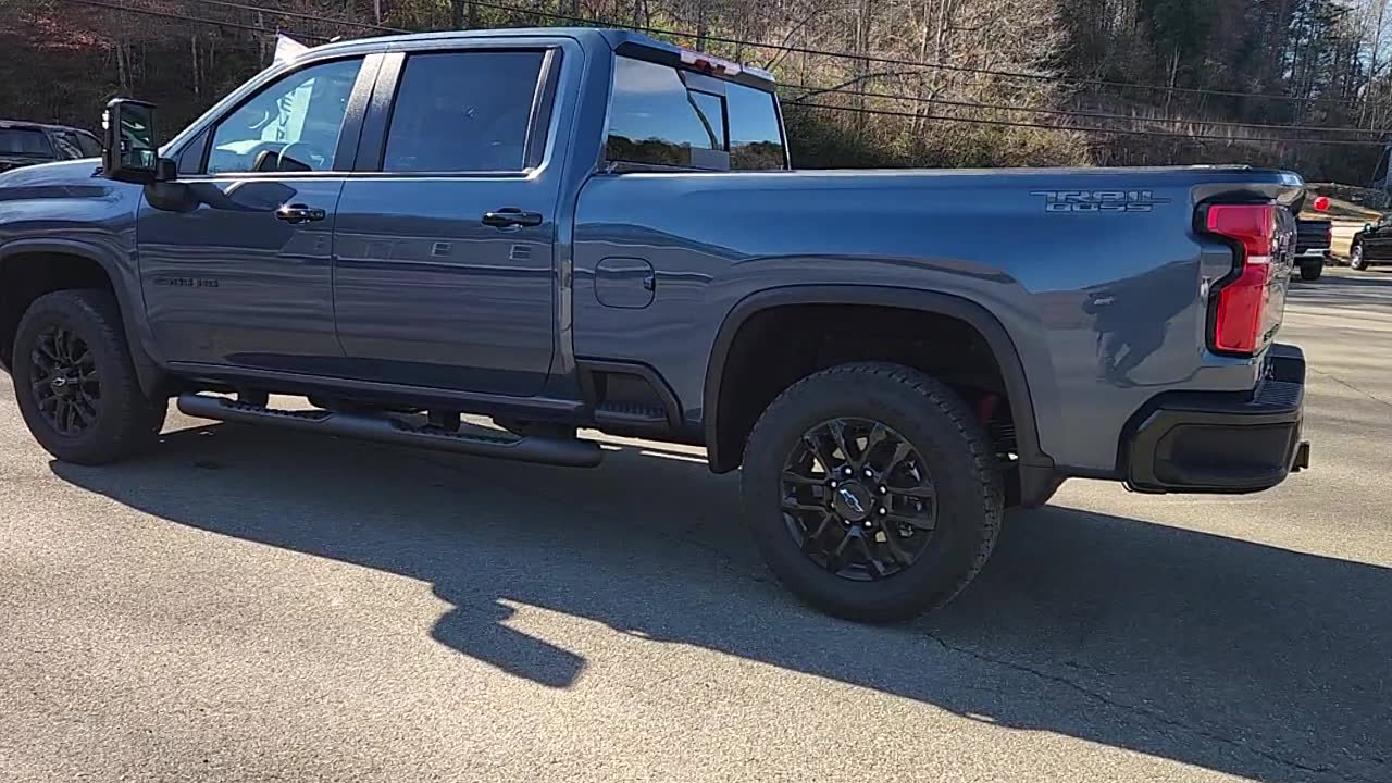 Used 2026 Chevrolet Silverado 2500 LT w/ Trail Boss Package image 5