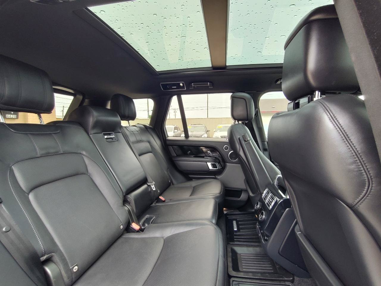 Used 2019 Land Rover Range Rover Supercharged AWD/4WD image 45
