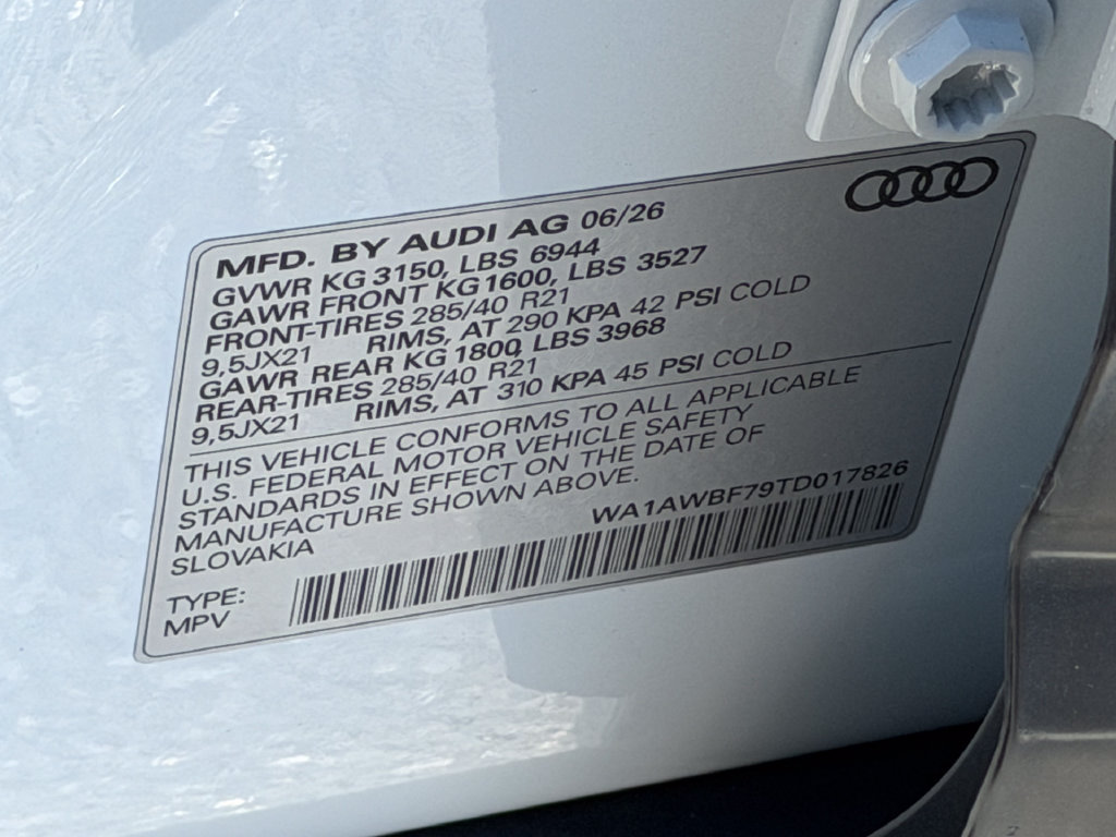 New 2026 Audi SQ7 Premium Plus AWD/4WD image 31
