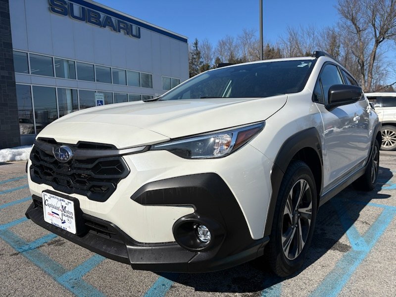 Used 2024 Subaru Crosstrek 2.0i Premium image 1