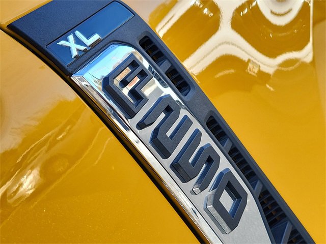 Used 2025 Ford F250 XL w/ 360-Degree Camera Package image 14