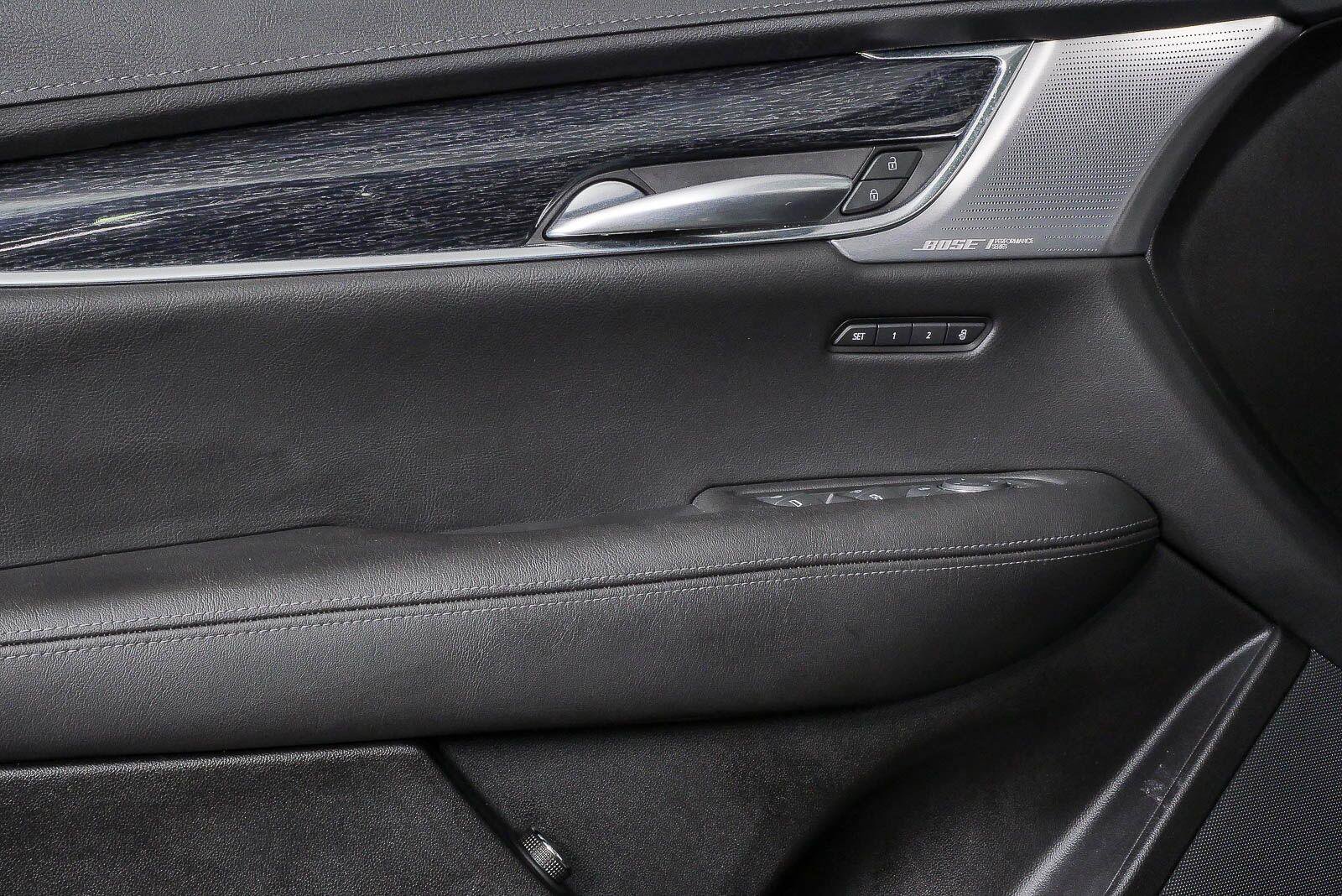 Certified 2023 Cadillac XT5 Premium Luxury w/ Technology Package FWD image 6