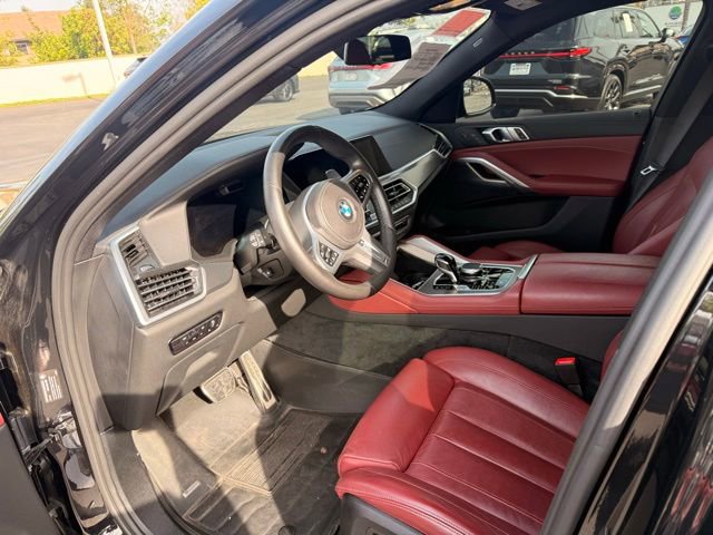 Used 2022 BMW X6 xDrive40i w/ M Sport Package image 8
