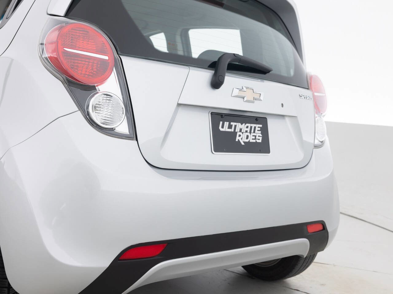 Used 2015 Chevrolet Spark LT image 22