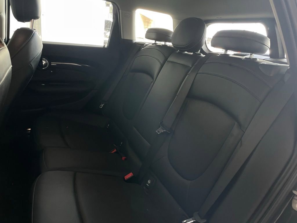 Used 2017 MINI Cooper Clubman S image 22