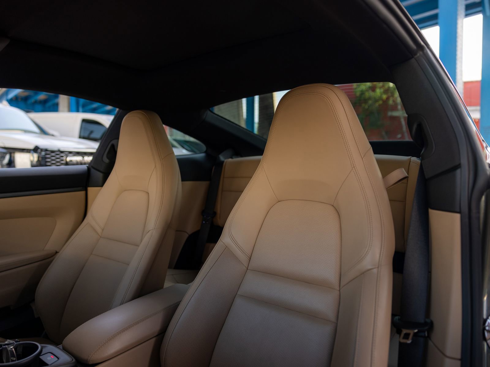 Certified 2020 Porsche 911 Carrera S w/ Premium Package RWD image 5