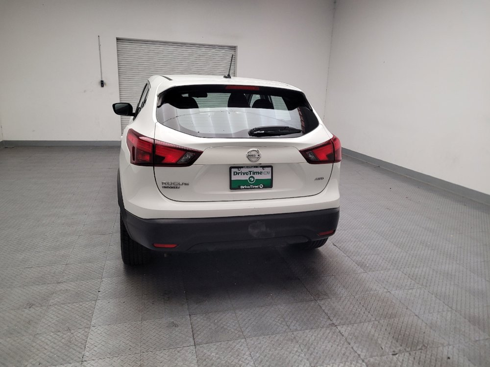 Used 2018 Nissan Rogue Sport S w/ S Appearance Package AWD/4WD image 6