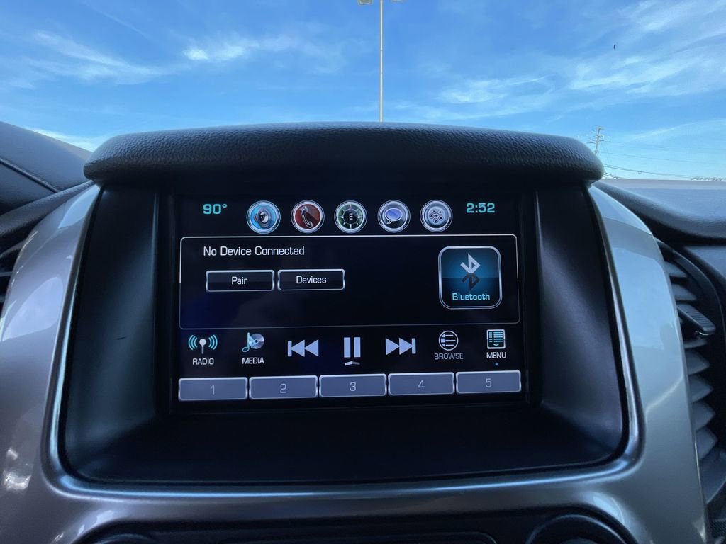 Used 2019 Chevrolet Suburban Premier RWD image 14