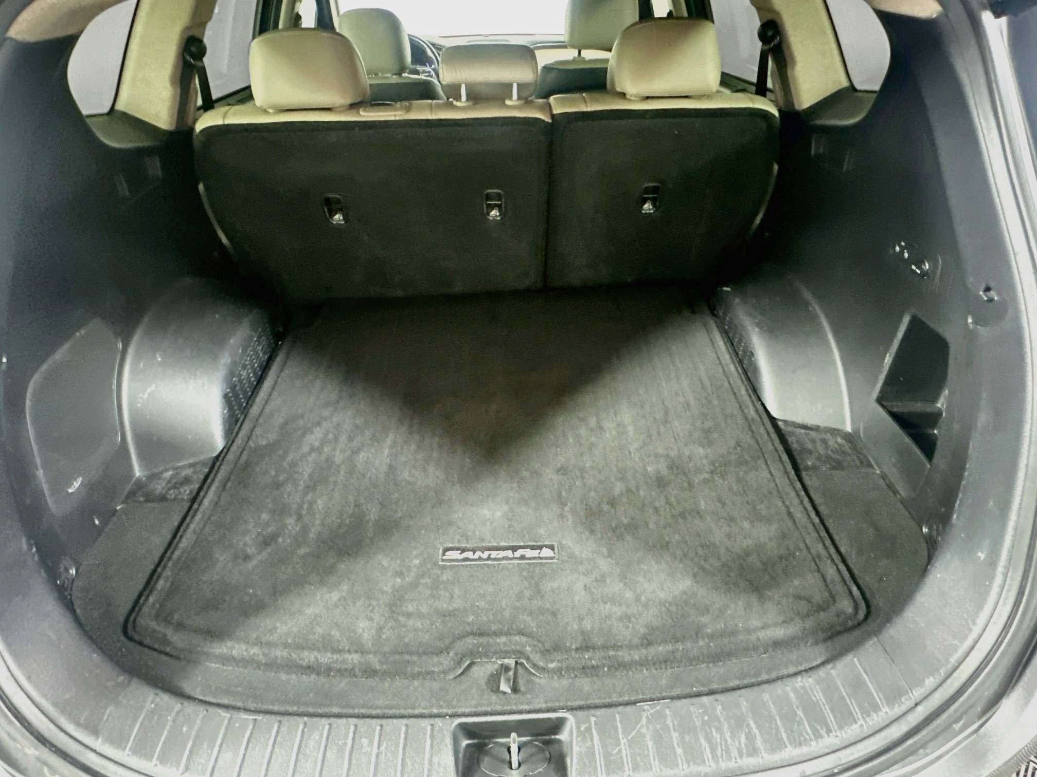 Used 2019 Hyundai Santa Fe Limited w/ Cargo Package FWD image 28