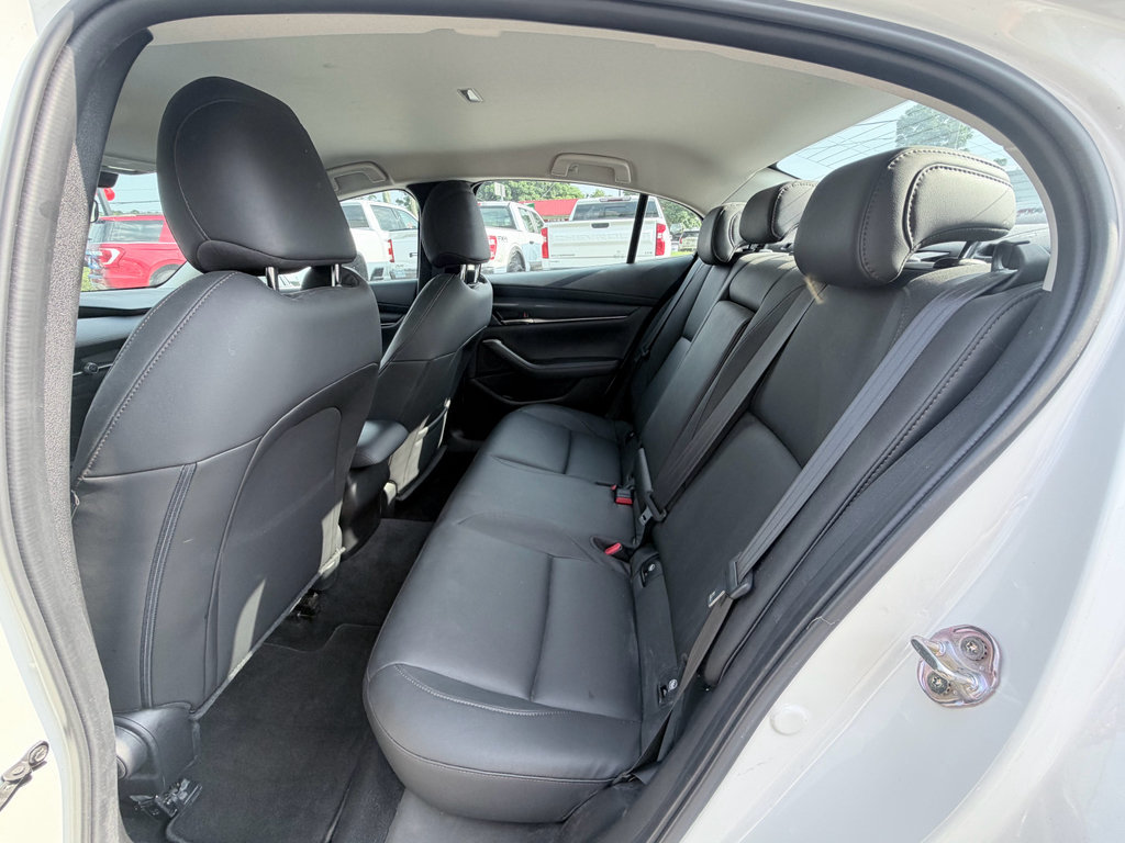 Used 2022 MAZDA MAZDA3 s FWD image 22
