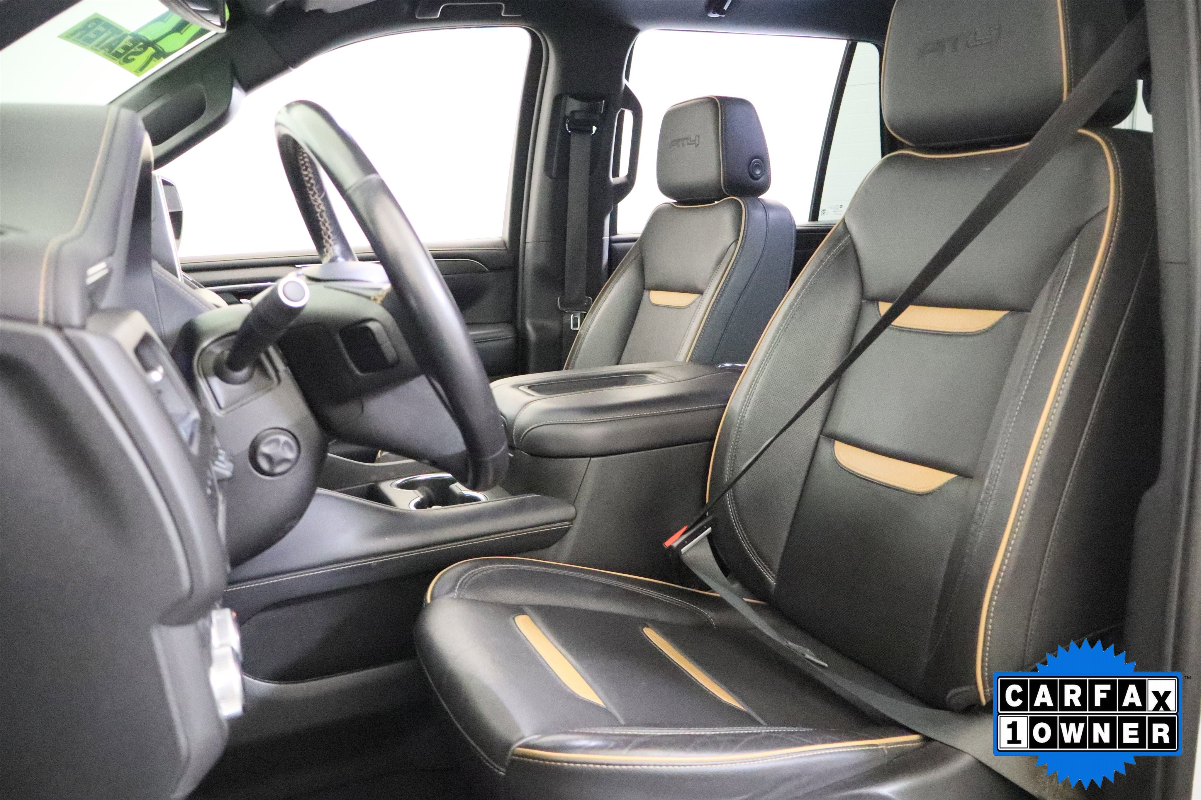 Used 2022 GMC Yukon AT4 w/ Technology Package image 22