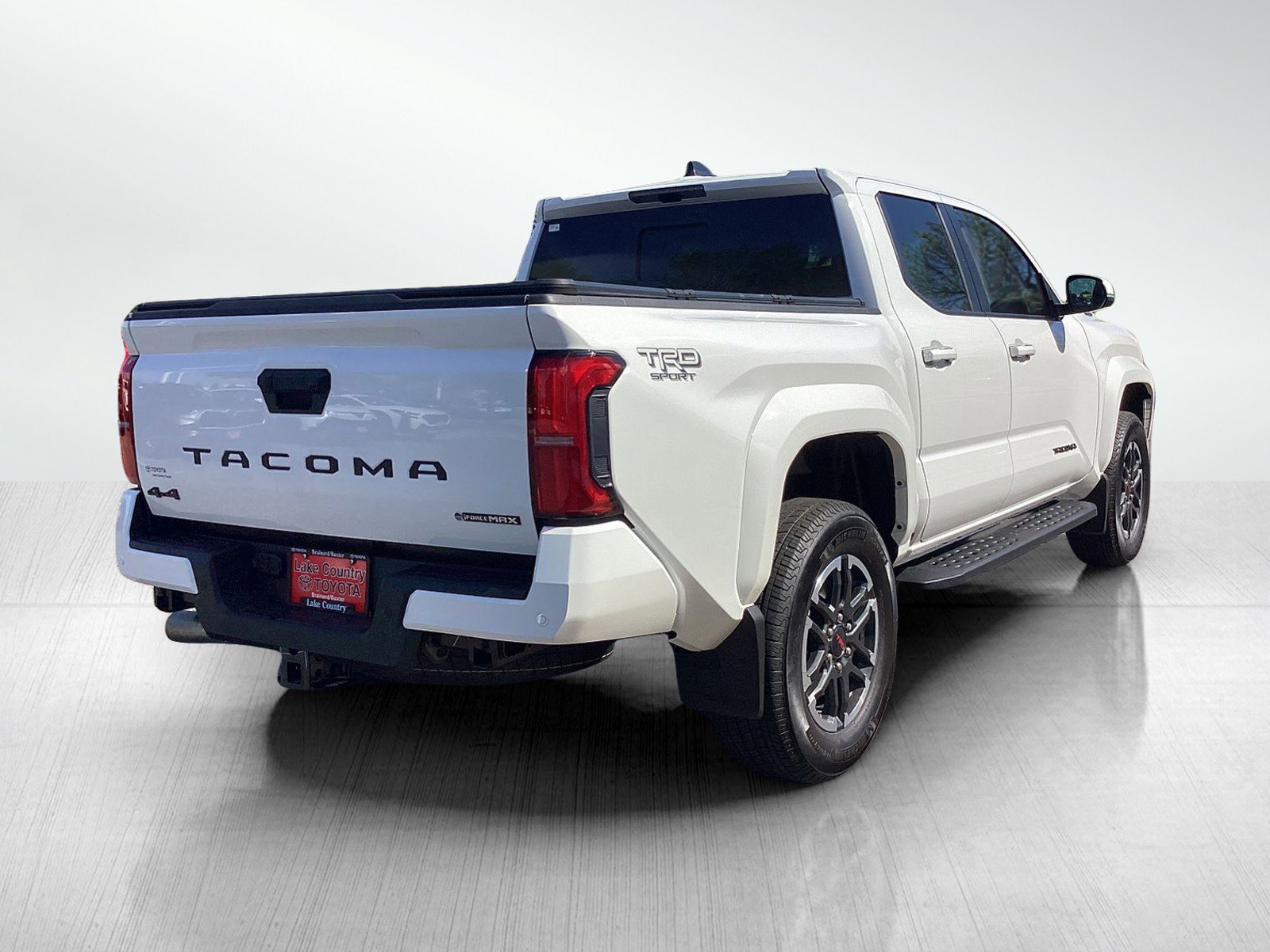 Used 2025 Toyota Tacoma TRD Sport image 5