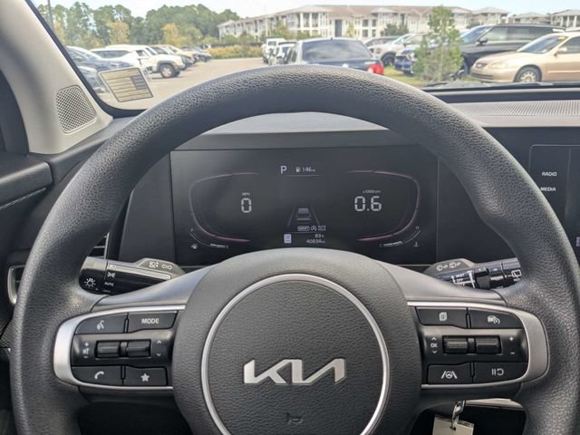 Used 2023 Kia Sportage LX FWD image 26
