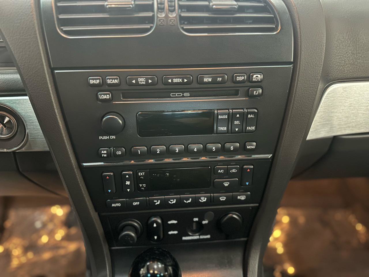 Used 2002 Ford Thunderbird RWD image 14
