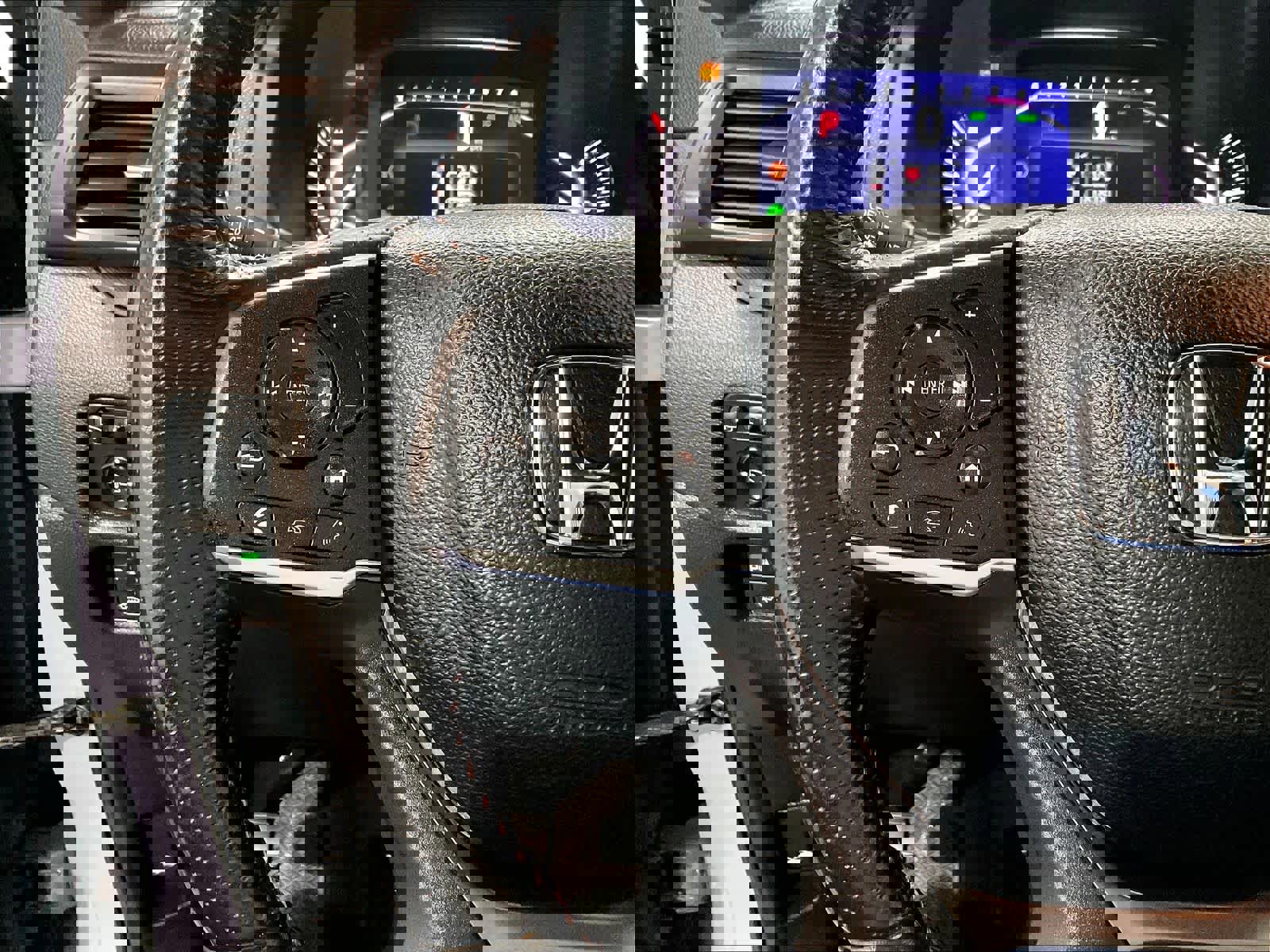 Used 2022 Honda Passport TrailSport image 23