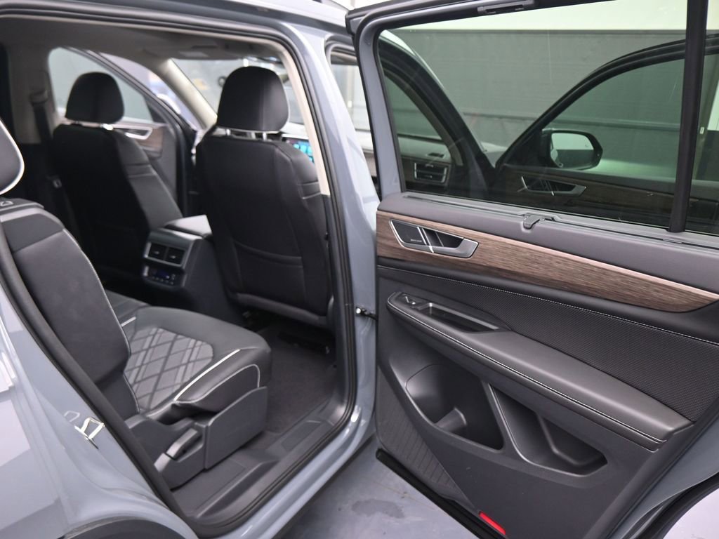 New 2026 Volkswagen Atlas SEL Premium R-Line image 42