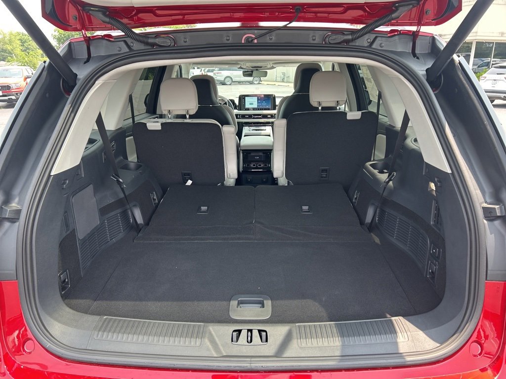 New 2025 Lincoln Aviator Reserve w/ Equipment Group 201A image 14