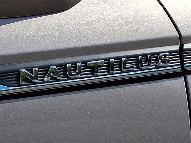 Used 2021 Lincoln Nautilus Reserve image 31