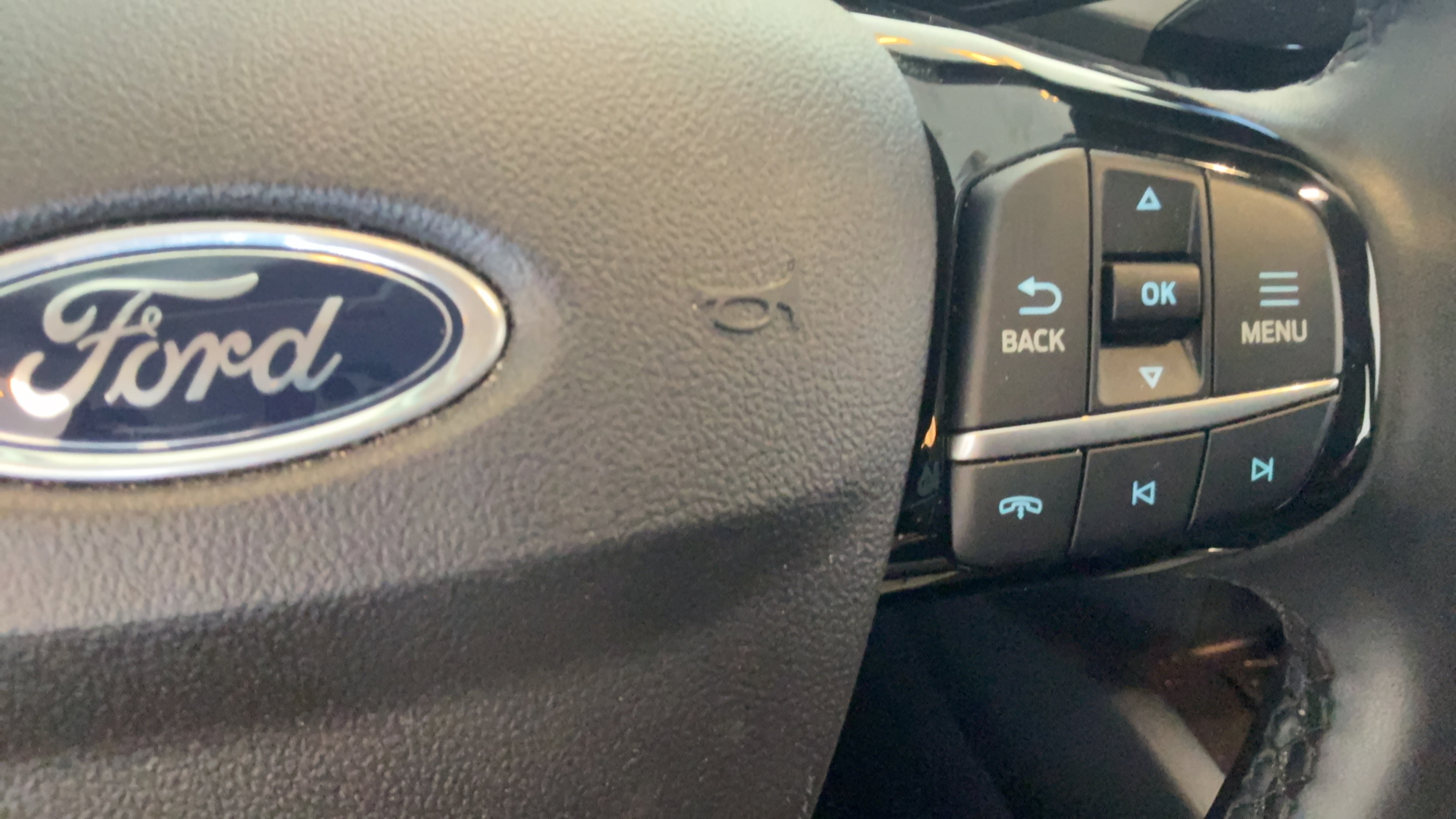 Used 2024 Ford Escape Active w/ Cold Weather Package FWD image 19