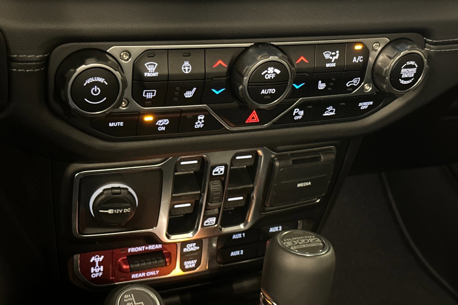 New 2025 Jeep Wrangler Unlimited Rubicon 392 image 19