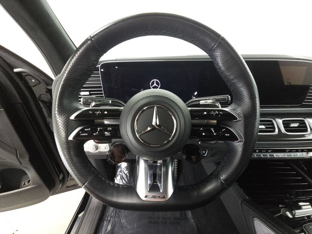 Used 2025 Mercedes-Benz GLS 63 AMG 4MATIC image 12