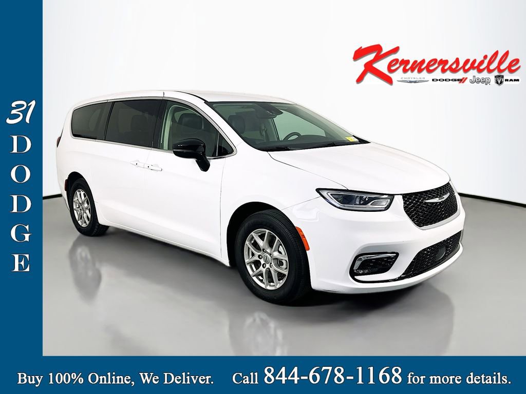 Used 2024 Chrysler Pacifica Touring-L