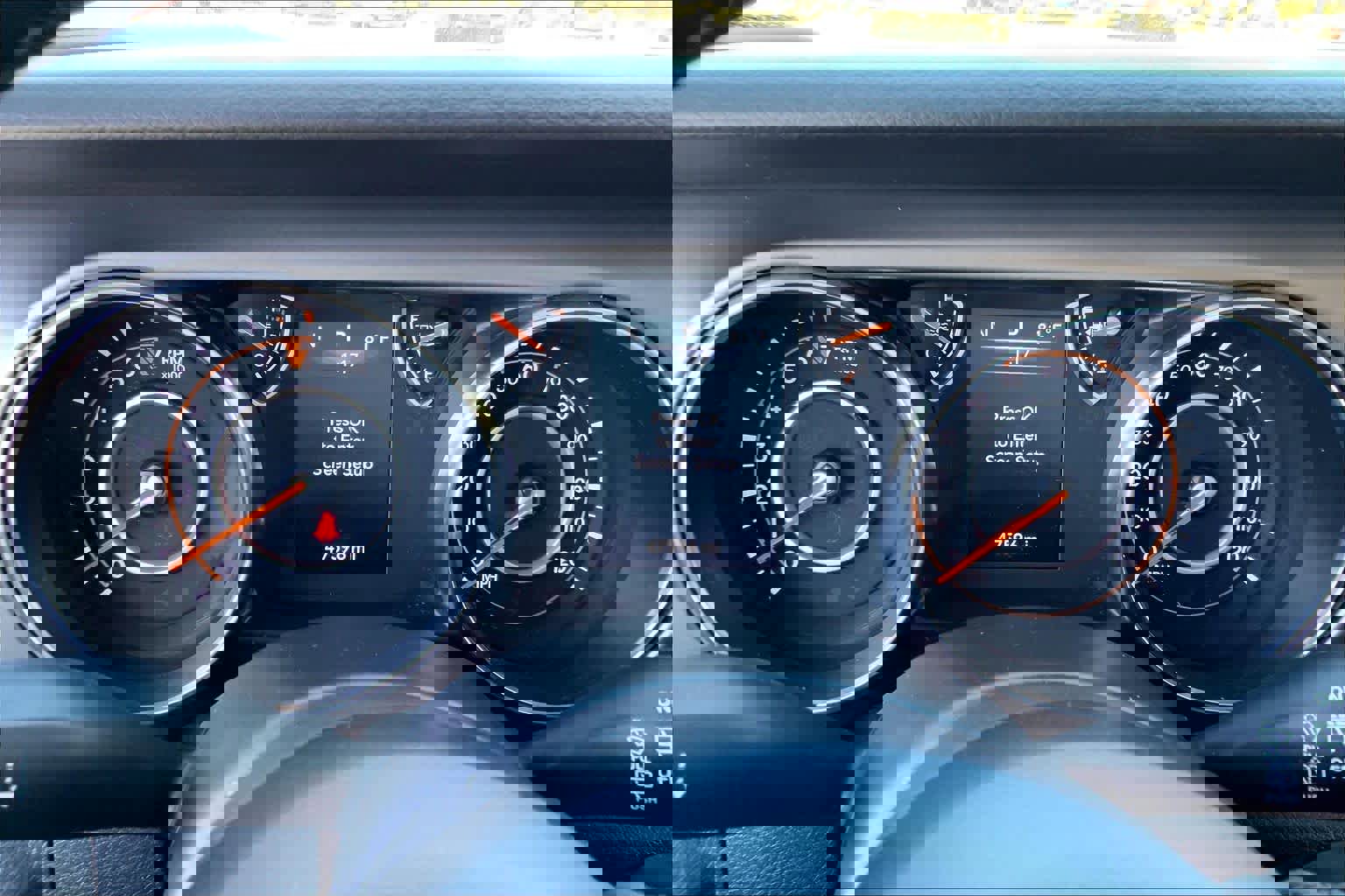 Used 2022 Jeep Wrangler Unlimited Sport image 25