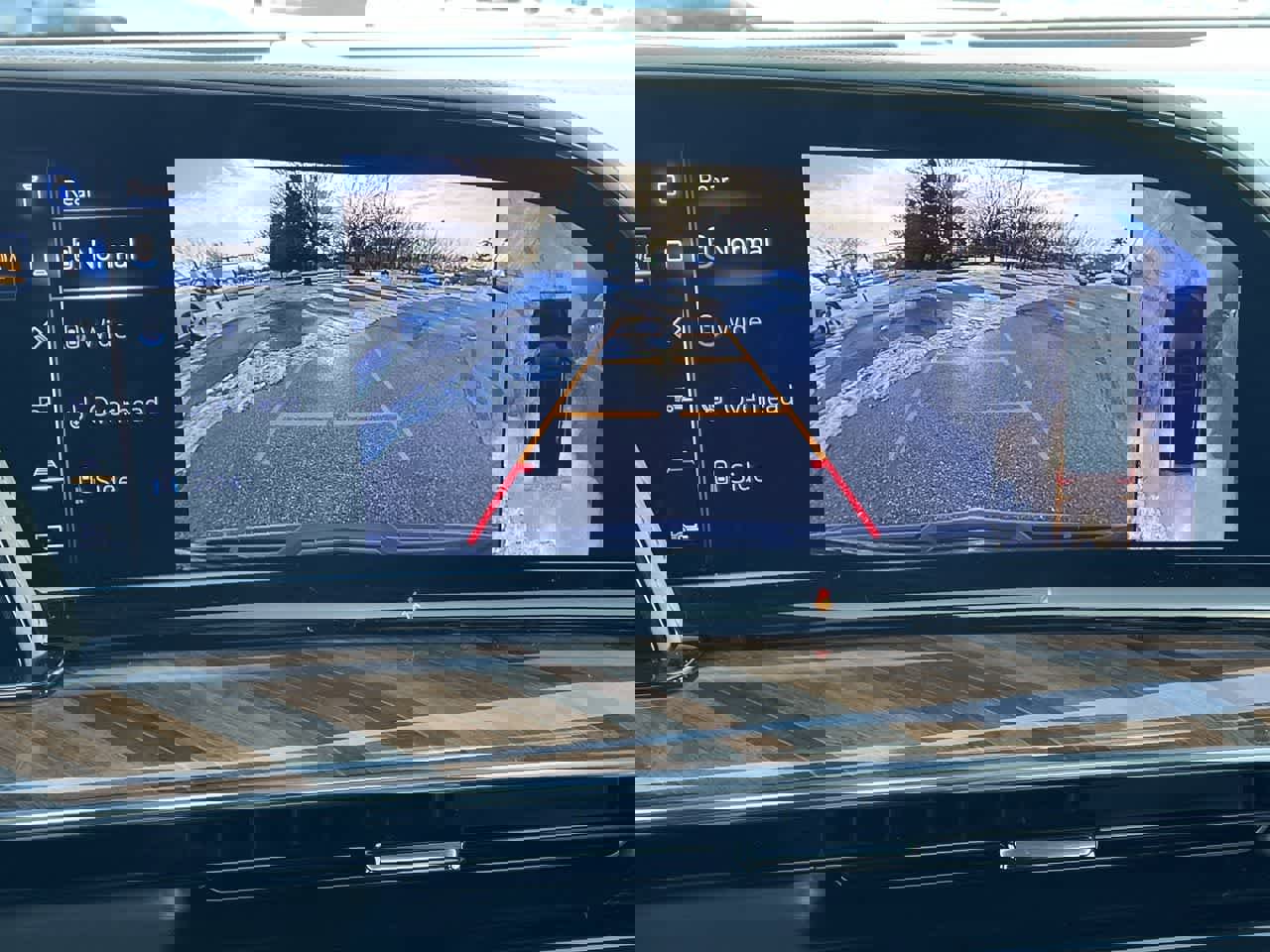 Certified 2024 Cadillac Escalade Sport Platinum w/ LPO, ONYX Package image 31