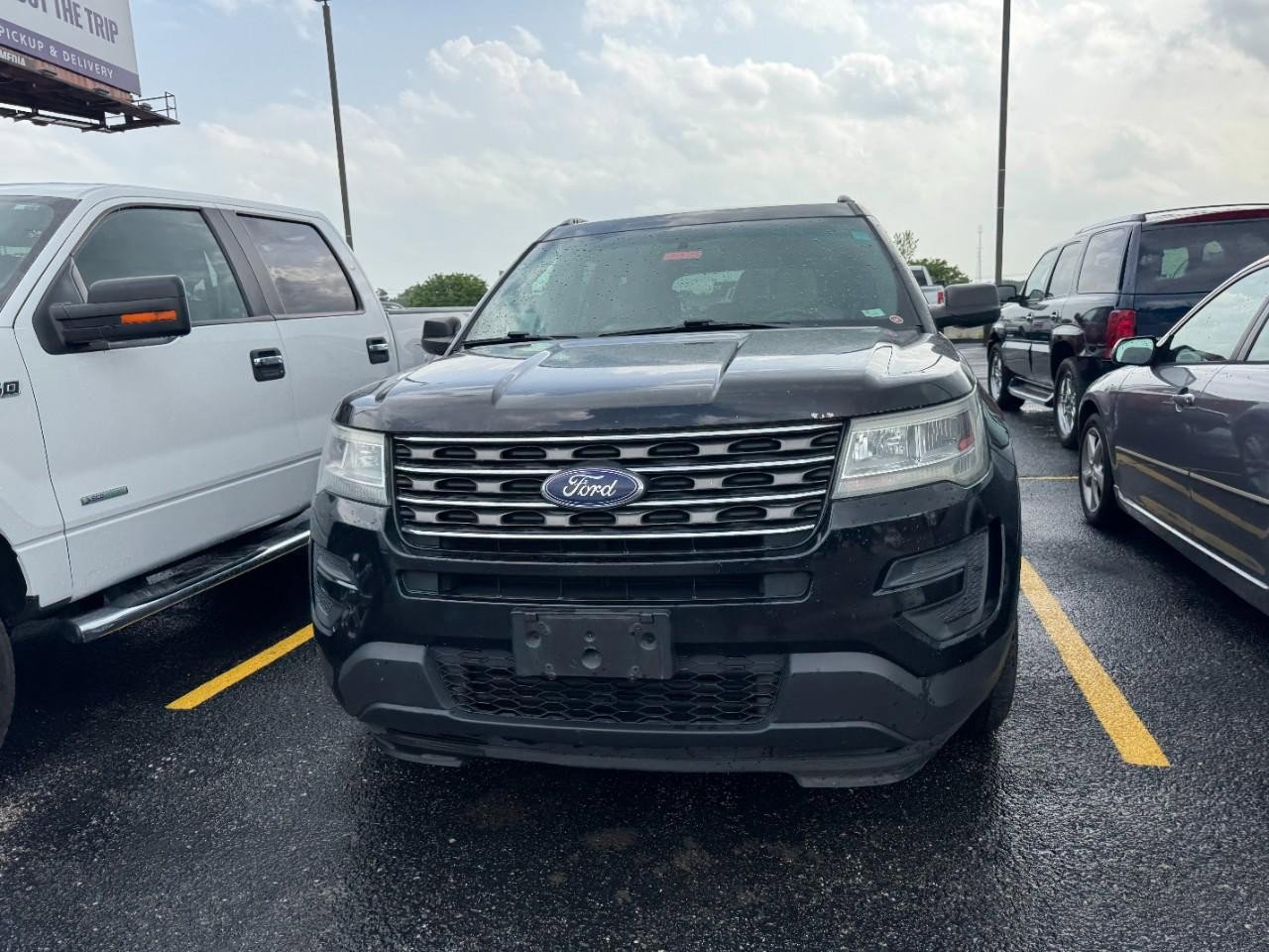 Used 2016 Ford Explorer FWD image 4