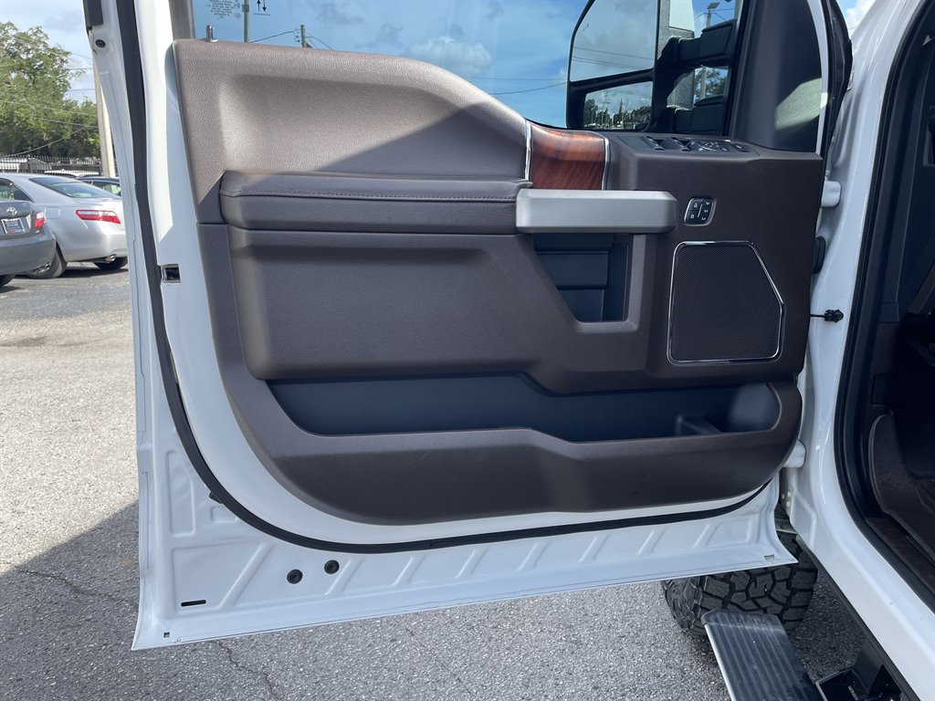 Used 2021 Ford F250 King Ranch w/ King Ranch Ultimate Package AWD/4WD image 43