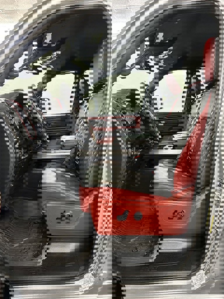 Used 2025 RAM 1500 Rebel image 12