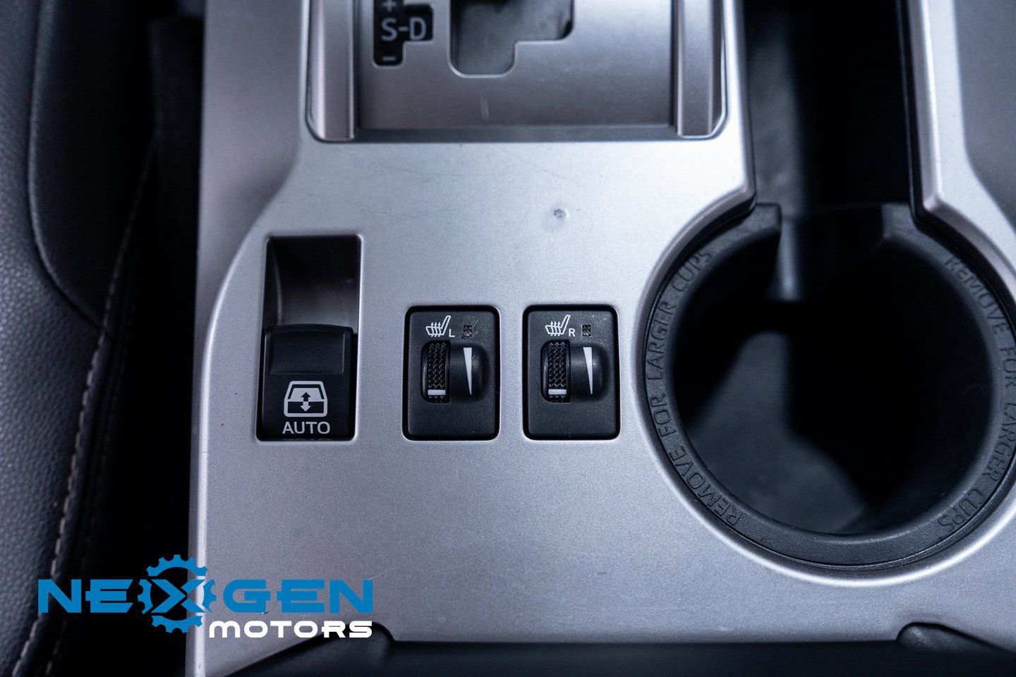 Used 2021 Toyota 4Runner SR5 Premium image 17