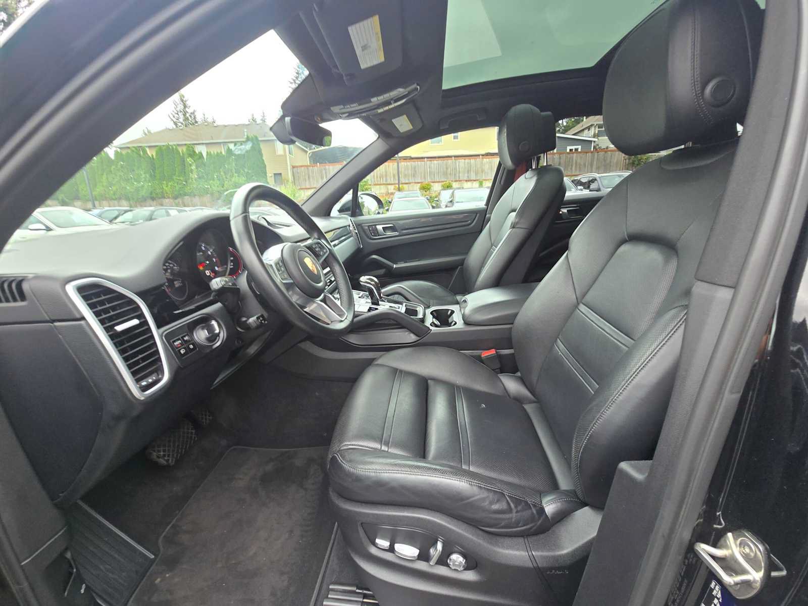 Used 2019 Porsche Cayenne AWD/4WD image 20